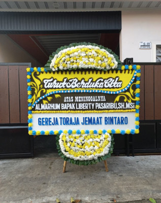 Papan Bunga Duka di Cisampih